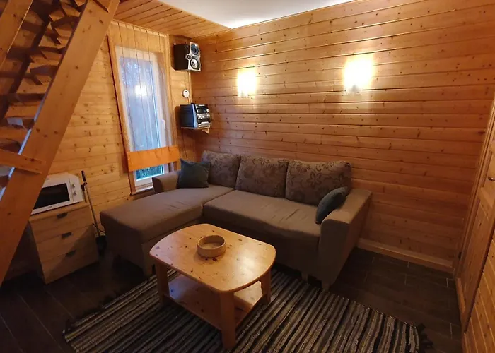 Cozy Garden House With A Sauna *